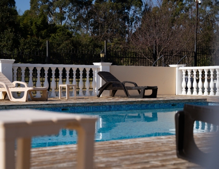 Открытый бассейн - Отель Grace Faors / Грейс Фаорс Гудаута